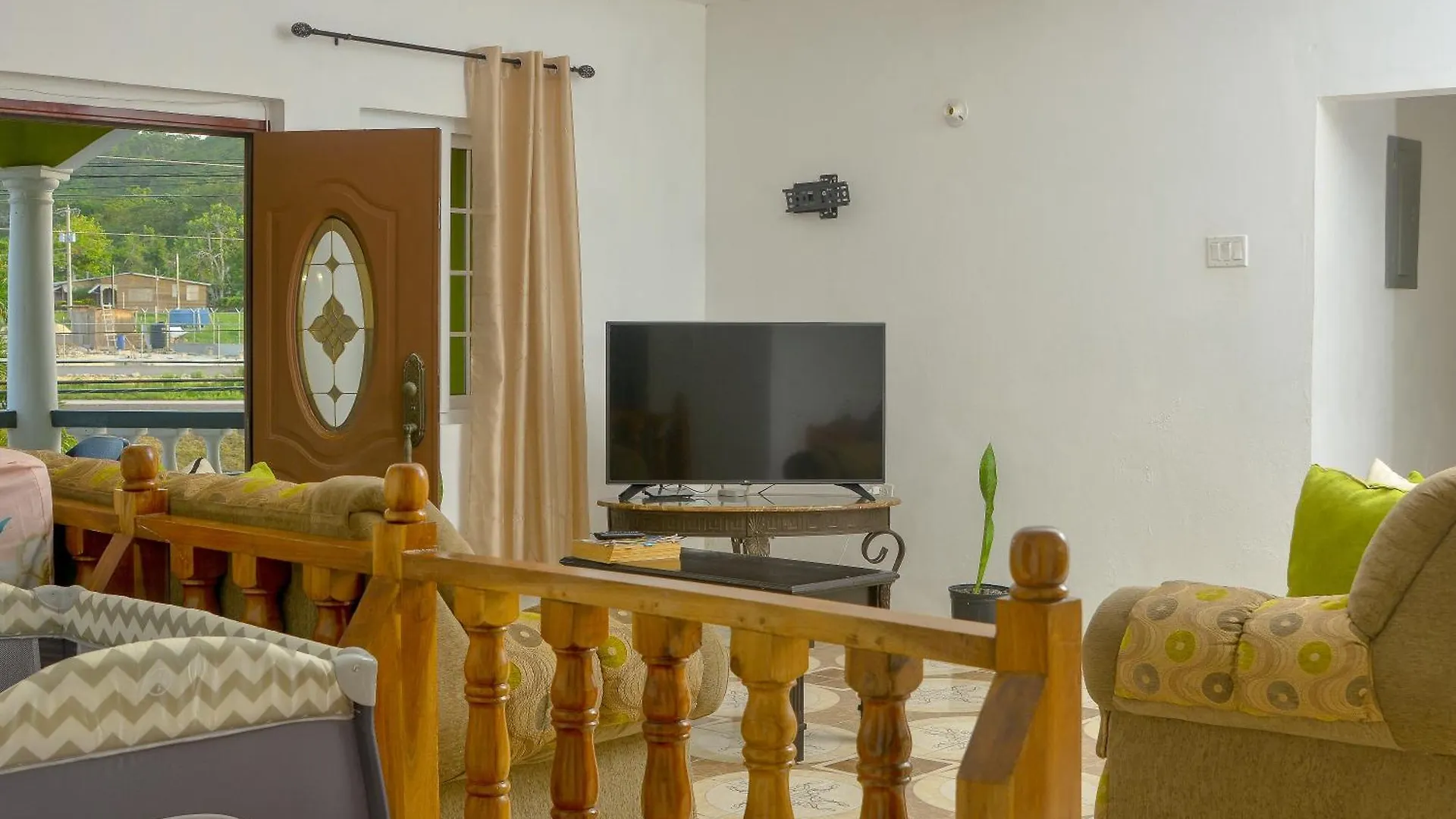 Veronica Homestay Lucea Jamaica